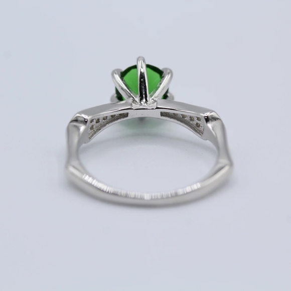 Green Emerald CZ Ring - Picture 2 of 4